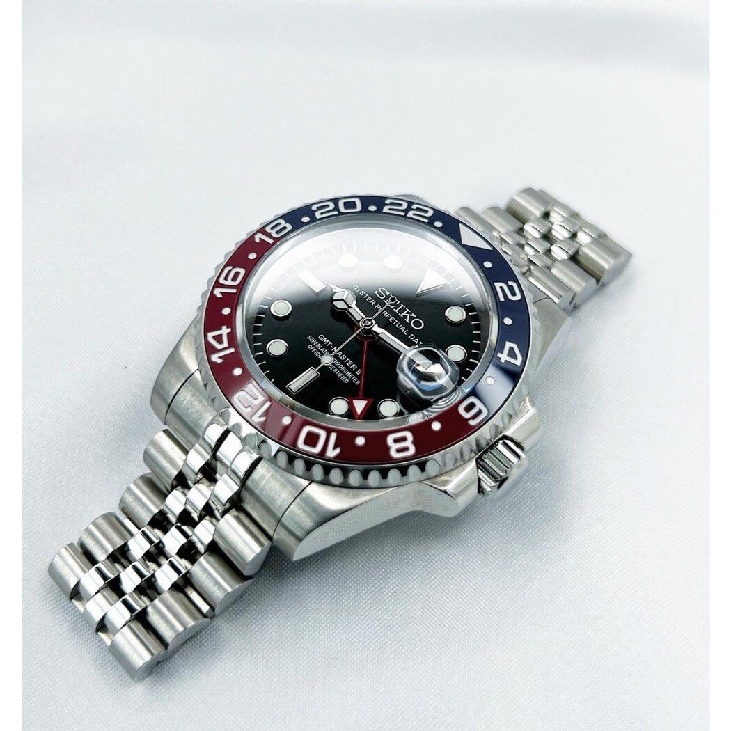 Custom Seiko Mod • Ceramic Pepsi GMT-Master II • 40mm